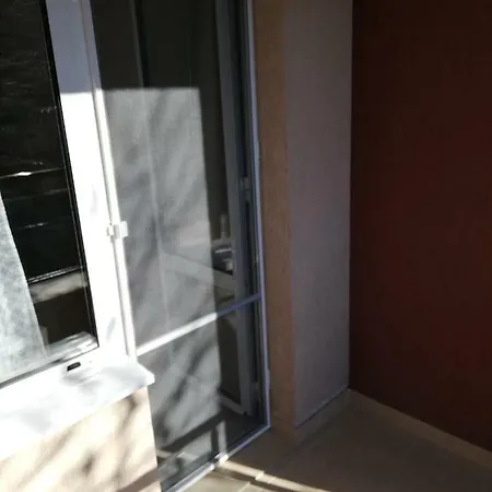 Studio Flat For Upto 3 People * Plovdiv