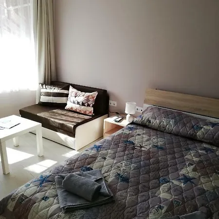 Studio Flat For Upto 3 People Plovdiv